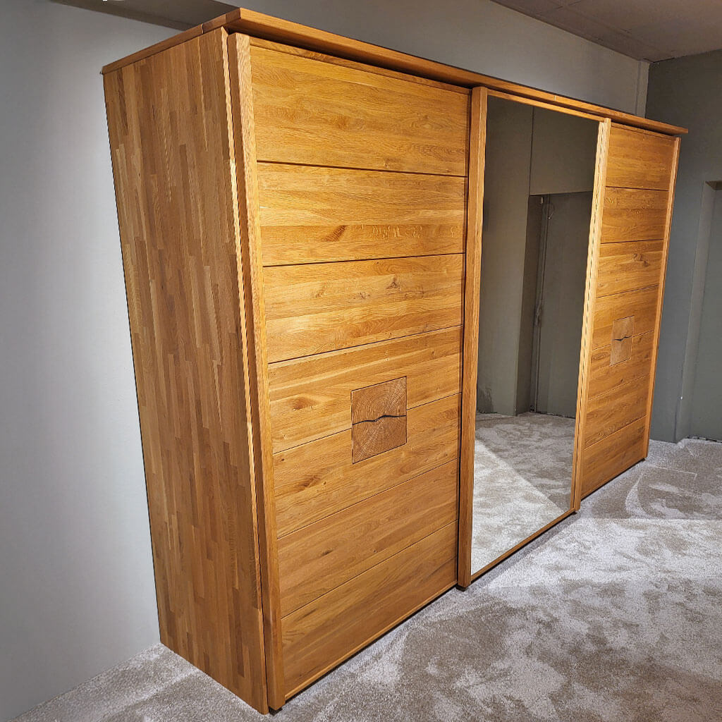 Schwebetürenschrank LN 6169