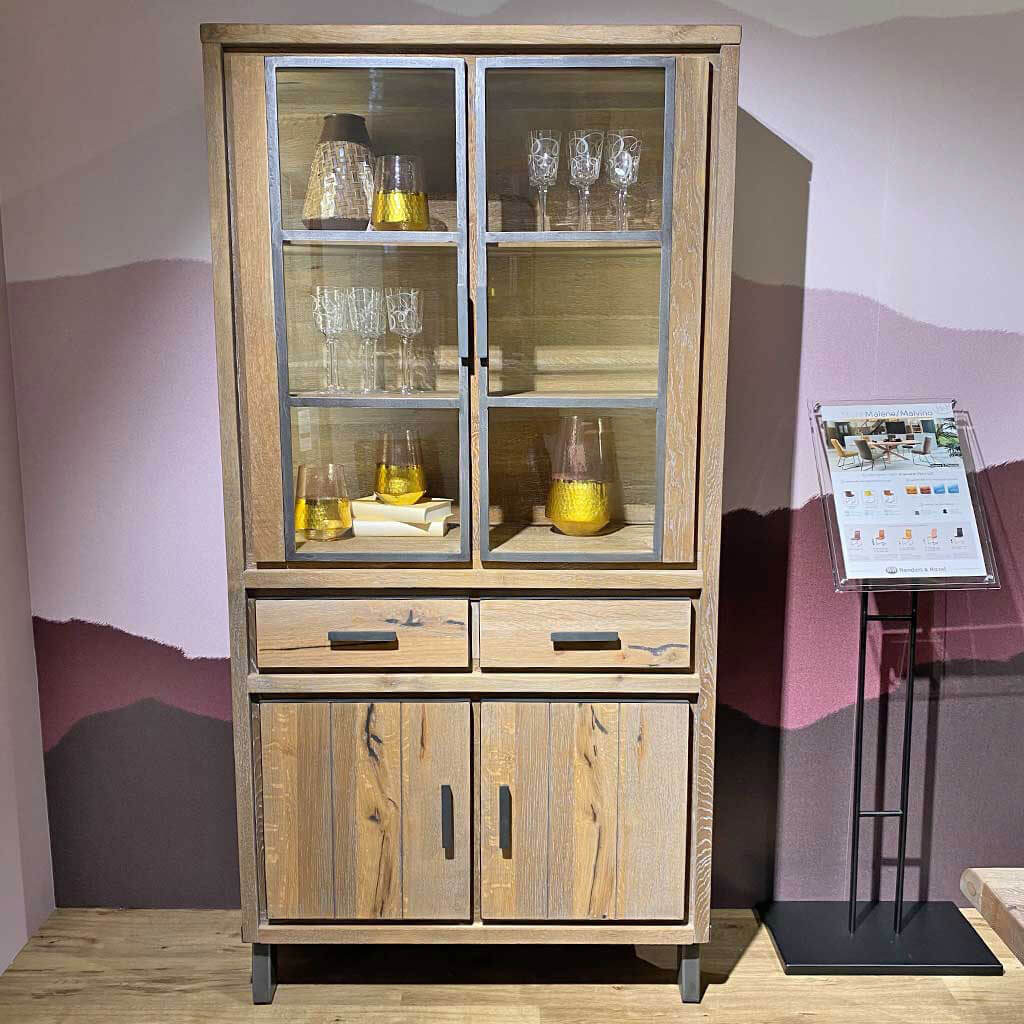 Henders & Hazel Vitrine Vitoria
