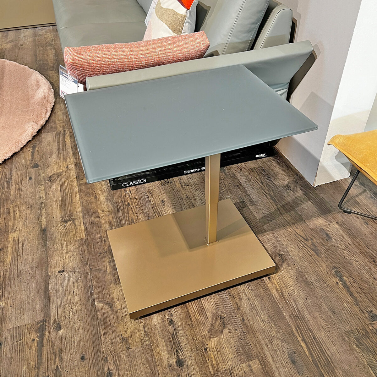 Beistelltisch KLUBRAUM-DESIGN K729 – sofort verfügbar!