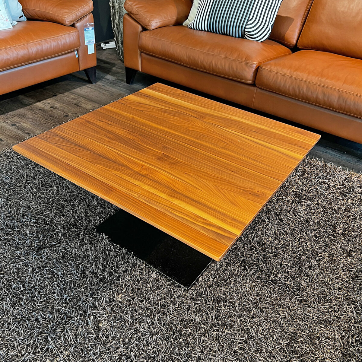 Couchtisch KLUBRAUM-DESIGN P590 – sofort verfügbar!