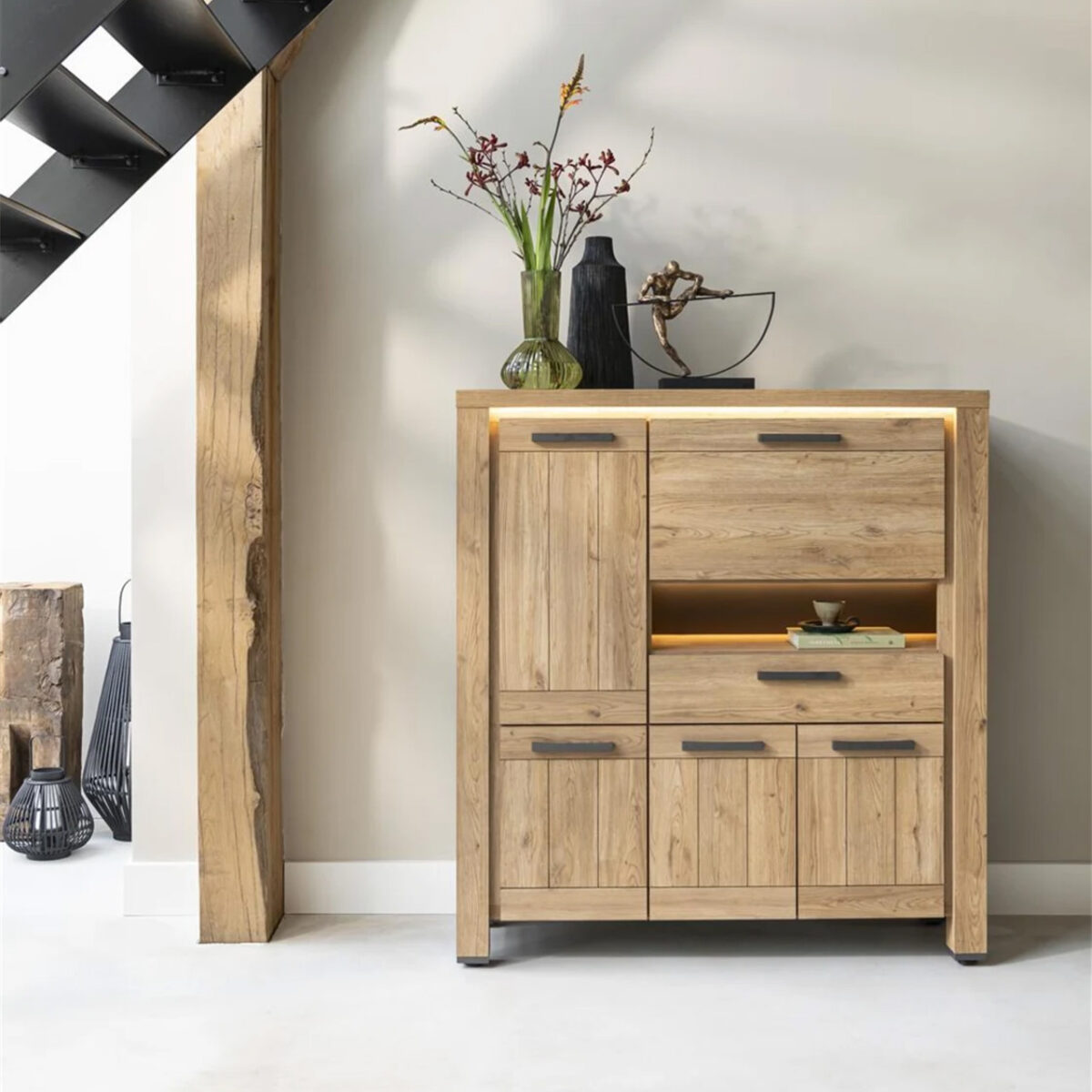 Henders & Hazel 10 Henders & Hazel Highboard Delmonte
