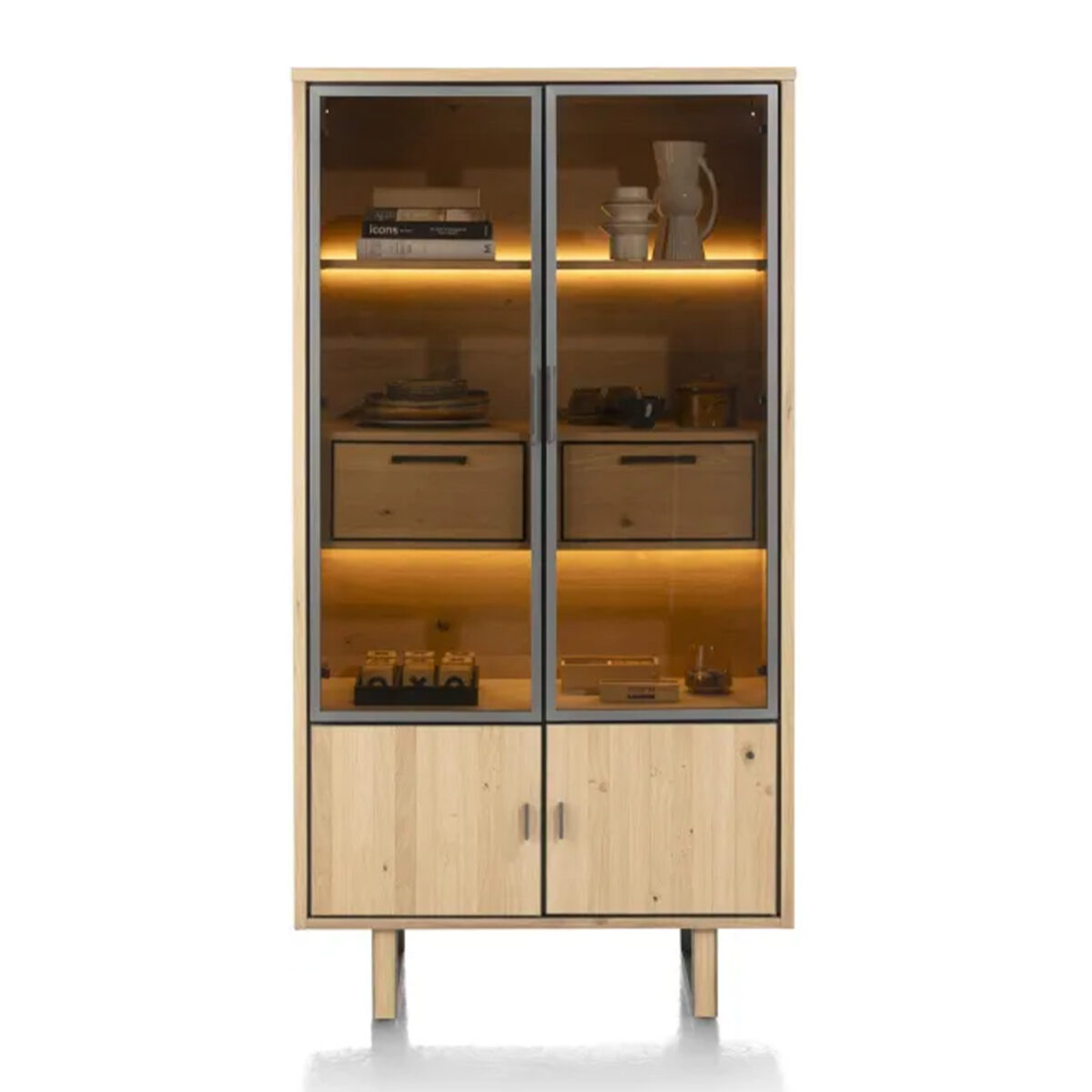 Henders & Hazel 18 Henders & Hazel Vitrine Shimanto