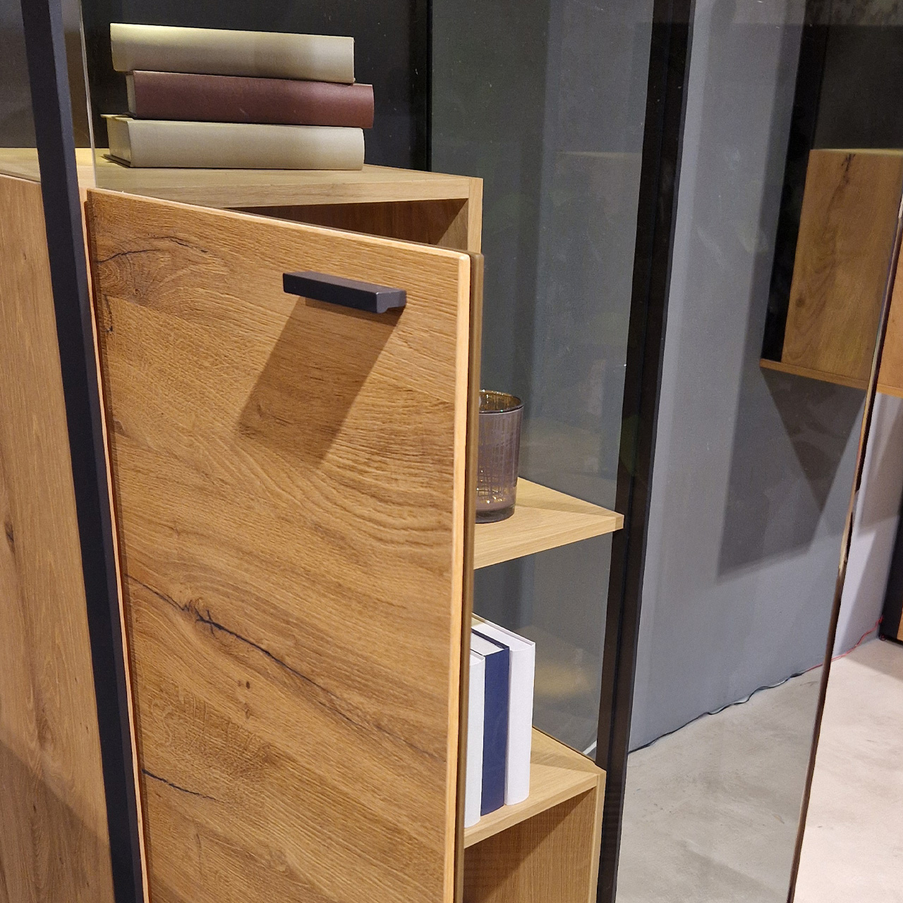 SCHÖNER WOHNEN-Kollektion ANDRA Vitrine mit Beleuchtung 5 SCHÖNER WOHNEN-Kollektion ANDRA Vitrine mit Beleuchtung