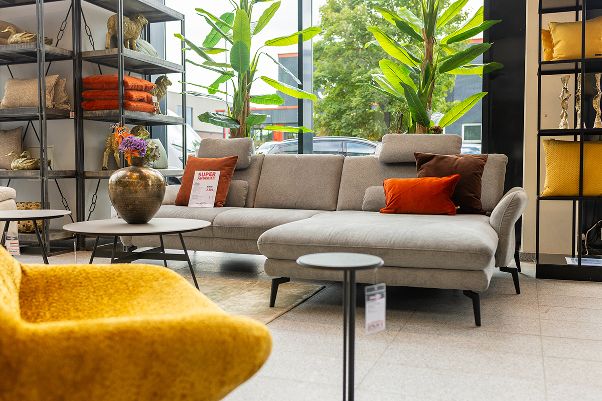 Herbstzeit ist Sofa-Zeit – entdecken Sie die neuen Wohnideen bei Möbel Kerkfeld 23 moebel-kerkfeld-ausstellung-neue-produkte-20