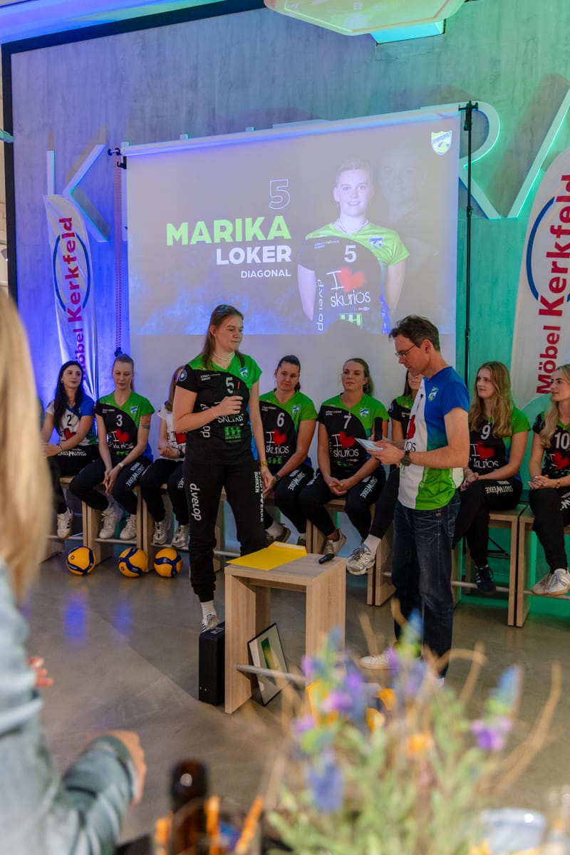 Saisoneröffnung 2025/26 bei Möbel Kerkfeld – Ein Abend voller Emotionen und Vorfreude 21 skurios Volleys Borken Saisoneröffnung 2025/26 bei Möbel Kerkfeld in Borken