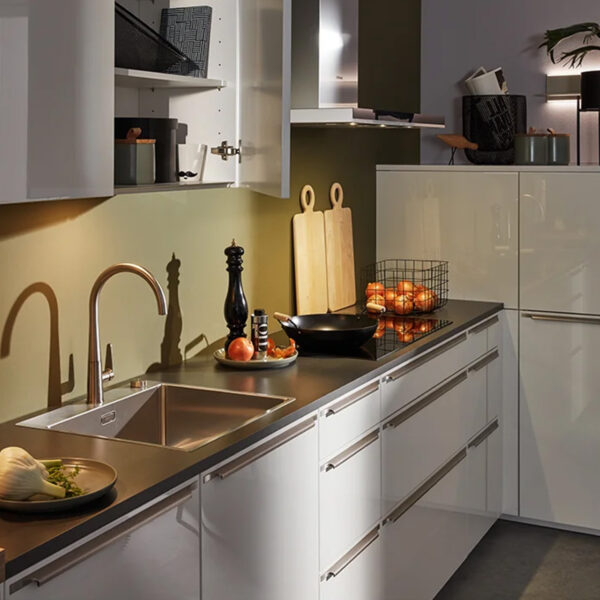 Nolte Küche NOVA LACK Weiß Hochglanz