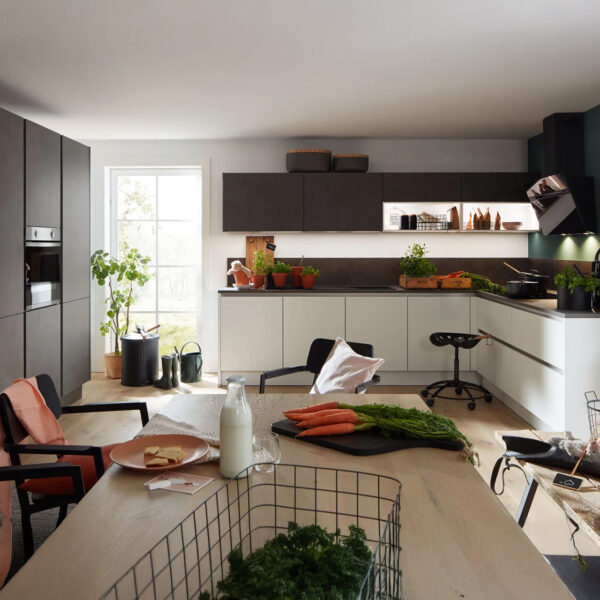 Nolte Küche PERFECT PLUS Weiß softmatt – LUCCA Zement Anthrazit