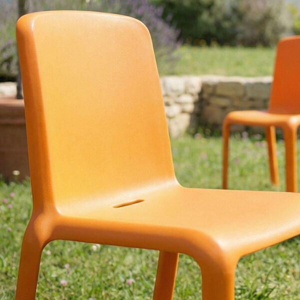 Möbel Kerkfeld in Borken - Möbel und Küchen auf 15.000 m² 28 Schalenstuhl Snow Stapelstuhl